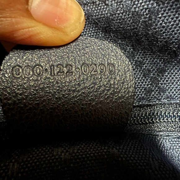 Authentic GUCCI handbag - Picture 12 of 12